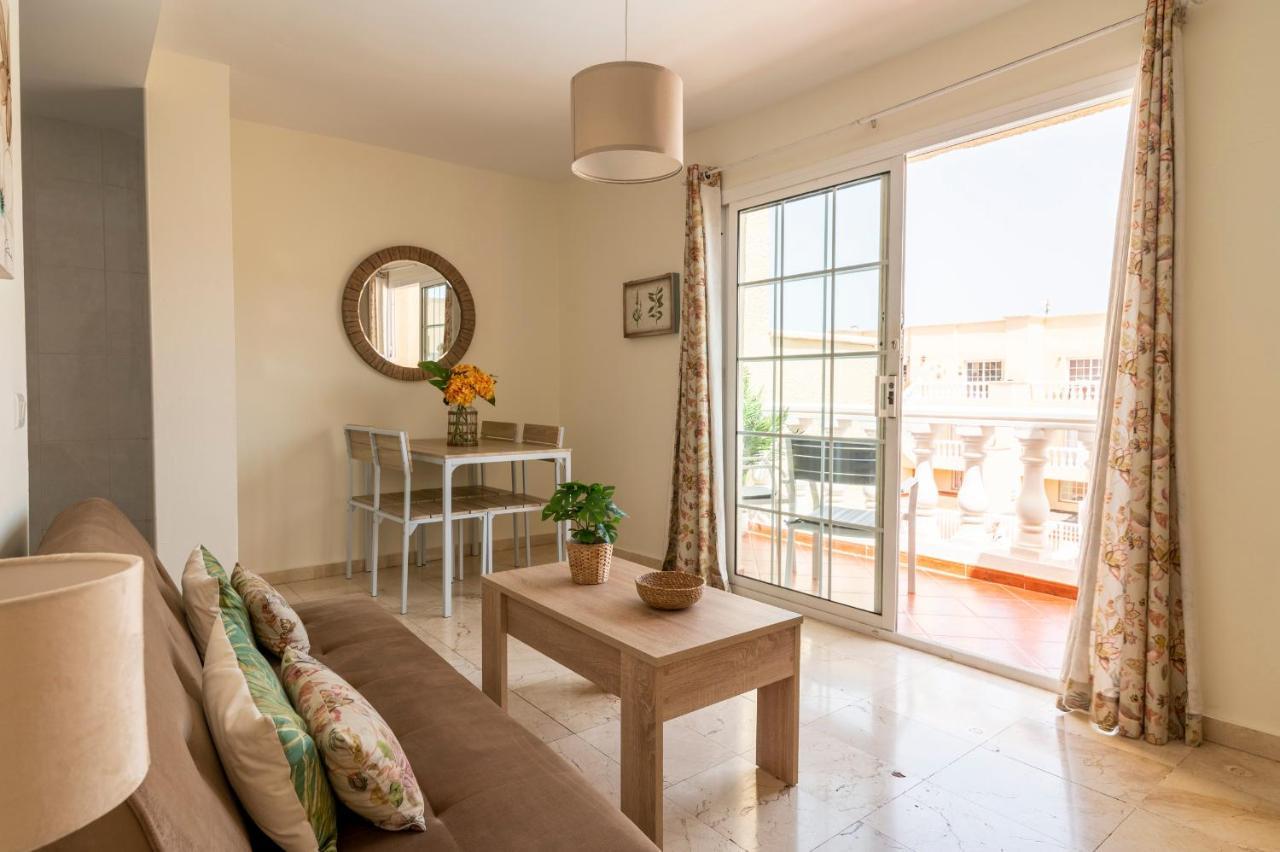 Apartamento Nuevo!!! Recién reformado con piscina y parking Caleta de Fuste Exterior foto