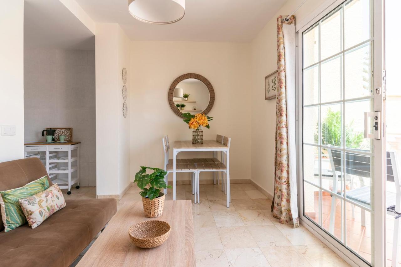 Apartamento Nuevo!!! Recién reformado con piscina y parking Caleta de Fuste Exterior foto