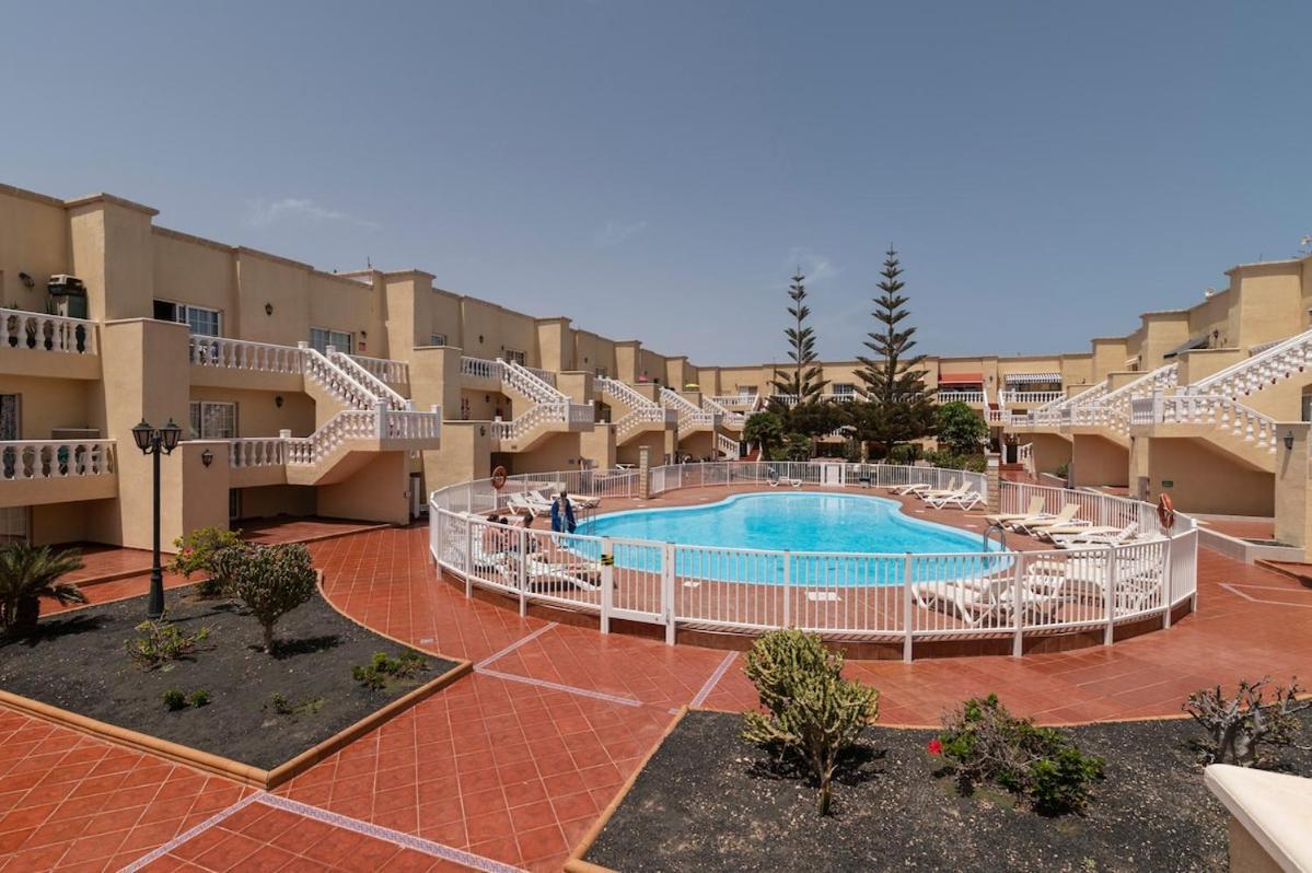 Apartamento Nuevo!!! Recién reformado con piscina y parking Caleta de Fuste Exterior foto