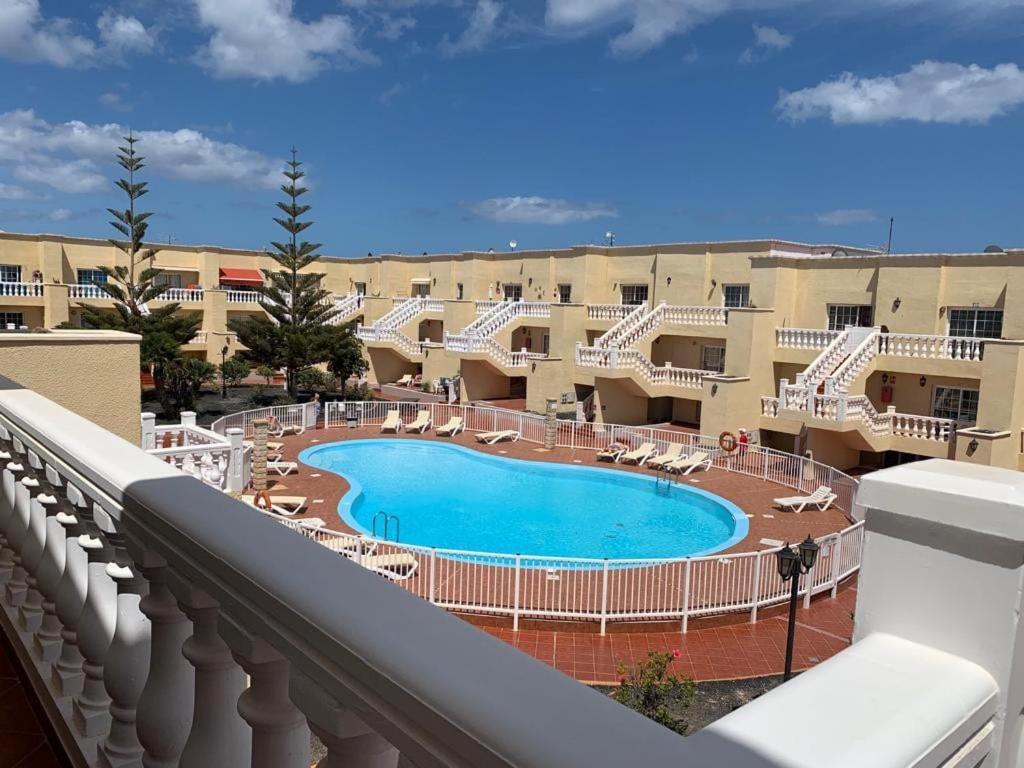 Apartamento Nuevo!!! Recién reformado con piscina y parking Caleta de Fuste Exterior foto